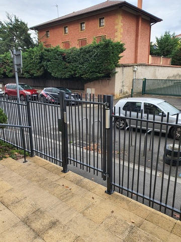 Portillons sur mesure à Lyon