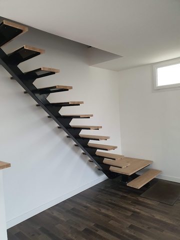 Fabrication escalier sur mesure à Lyon