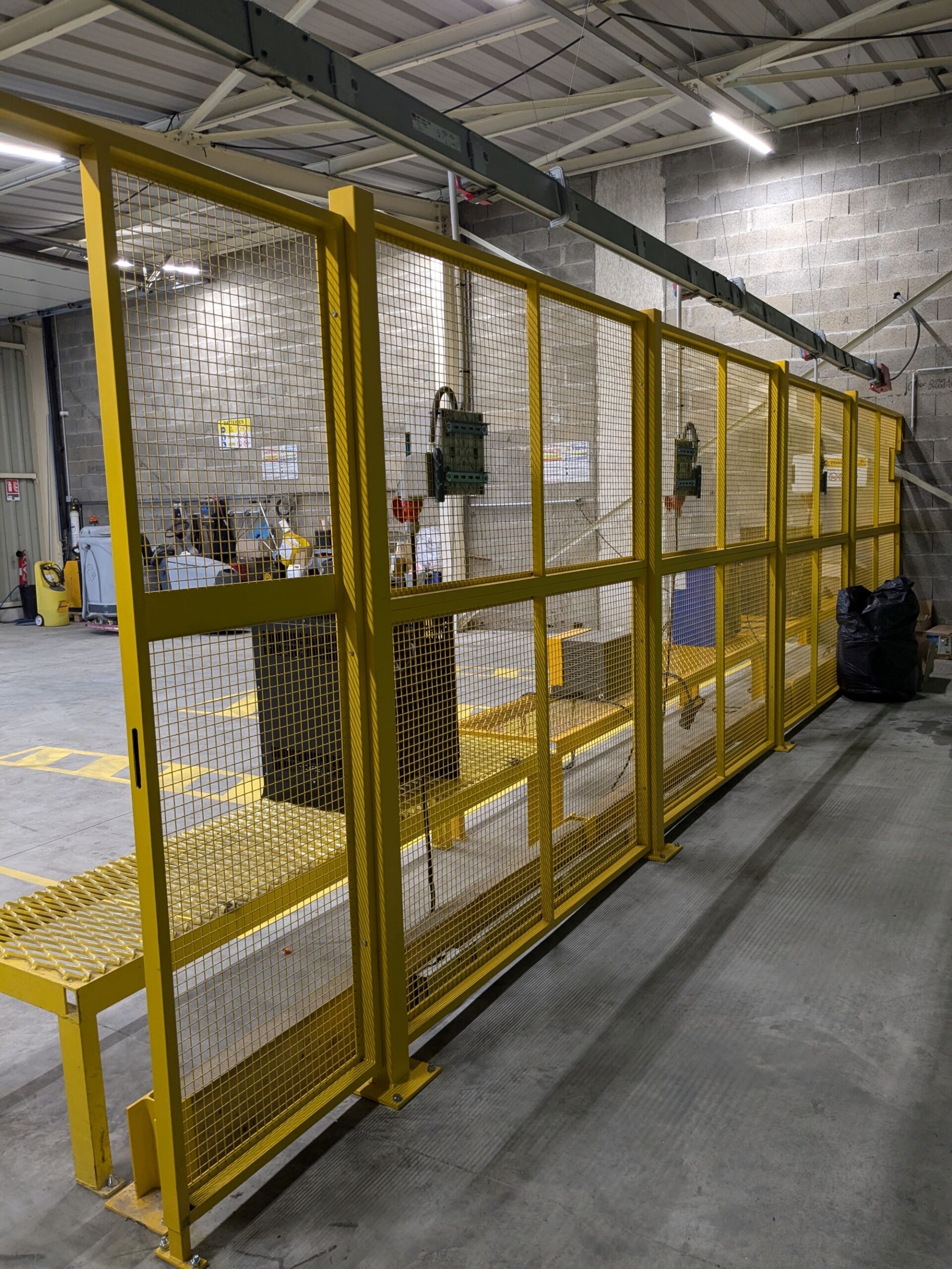 CLOISON METALLIQUE 2