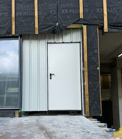 PORTE PROVISOIRE ET COMPLEMENT